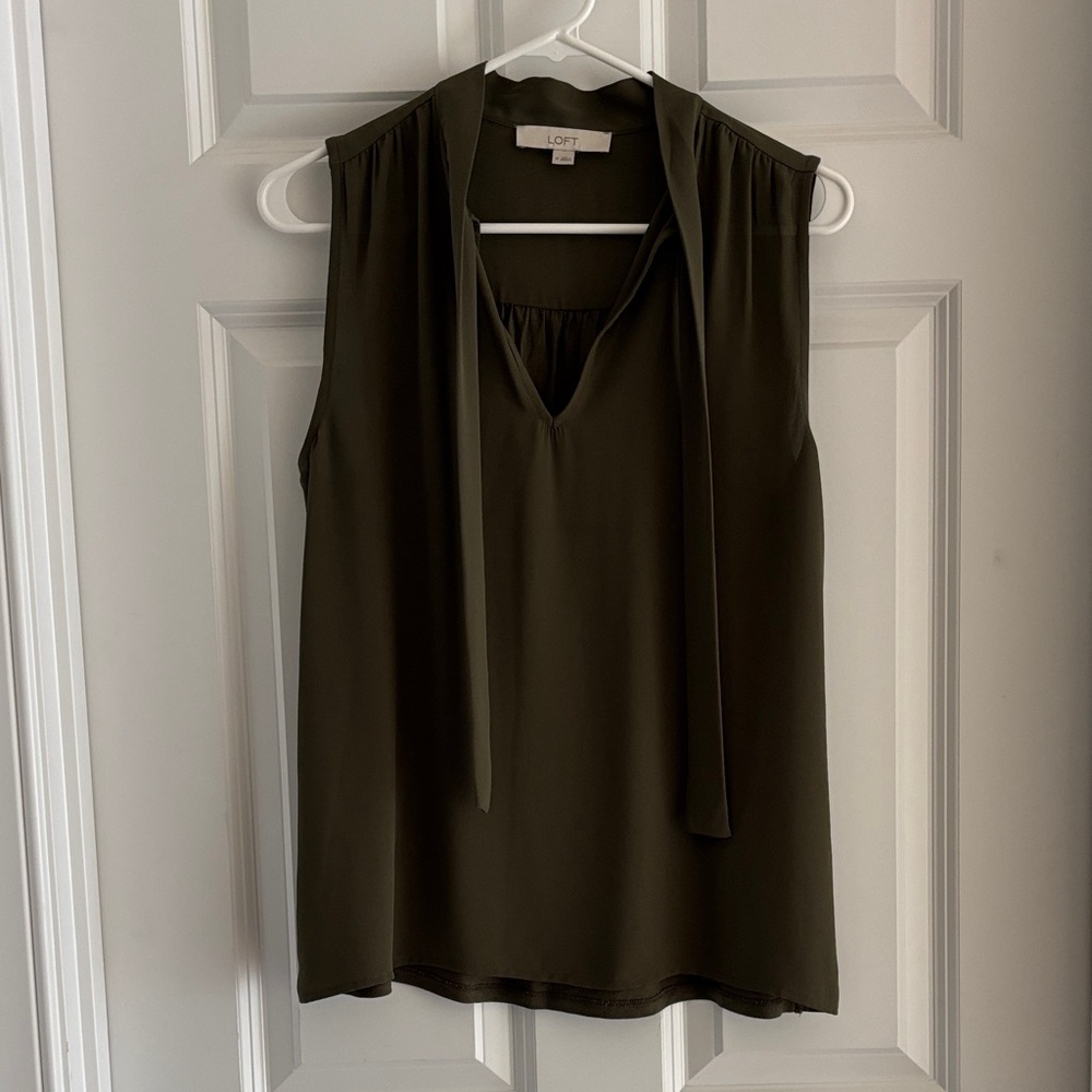 LOFT Women's V-Neck Blouse - Olive Green